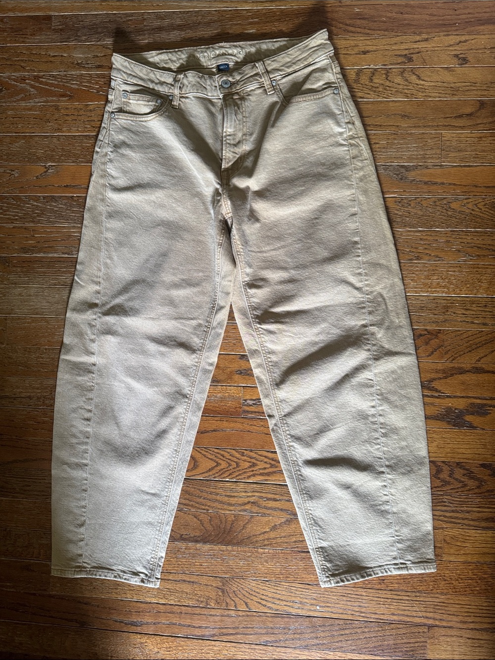 American Eagle Outfitters Women's Relaxed Tan Jeans